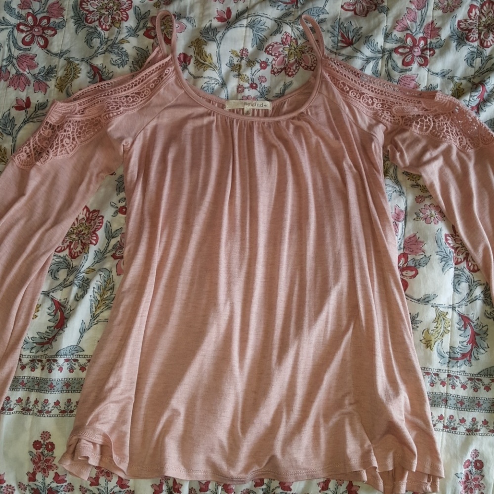 Open shoulder bell sleeve top